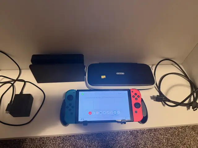 Nintendo Switch OLED Neon Bundle + Pro Controller + 256GB SD
