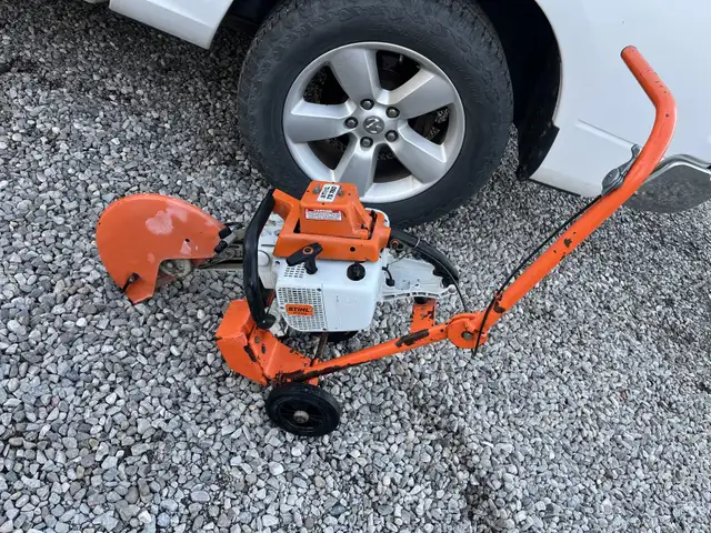 Stihl TS 760 Concrete Saw w Water & Cart - $1200