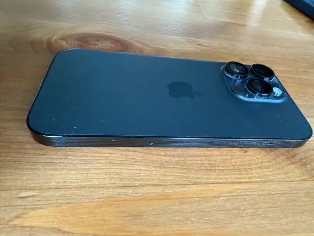 Iphone Pro 14 - 256 GB in Cell Phones in Calgary - Image 3