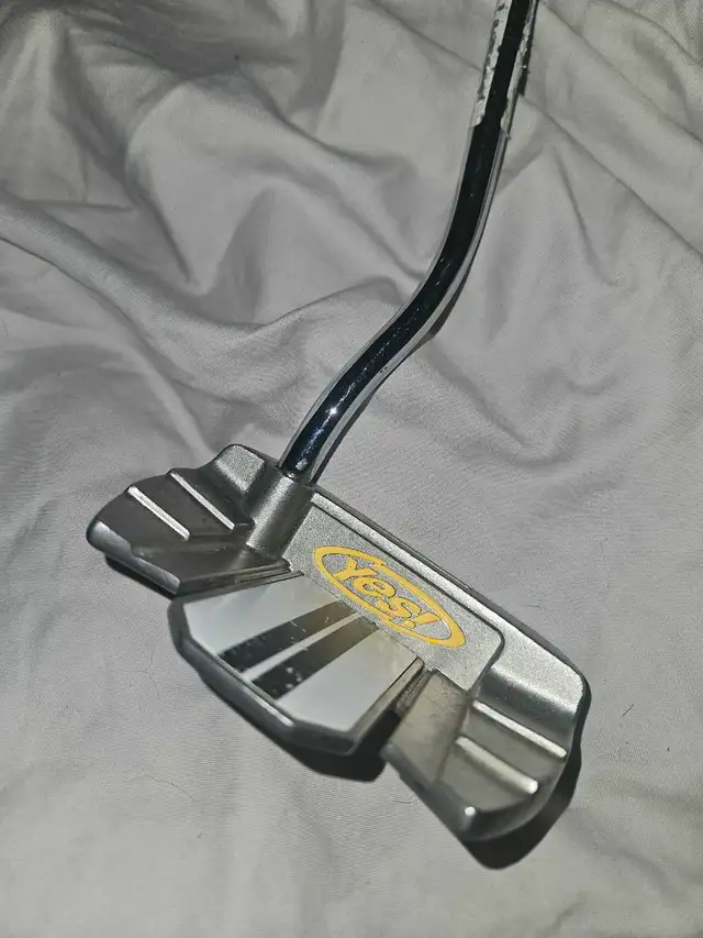 RH 41" FAT GRIP YES! C-GROOVE SARA-12 MIDGOLF PUTTER in Golf in Barrie - Image 5