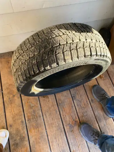 205/55 R16 91H Pneux d’hiver encore bons pour 2 hiver.