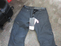 Ladies Held Motorcycle Pants NEW ONLY $100 Re-Gear Oshawa