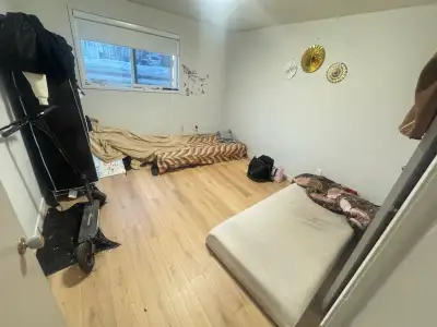 Hi so there is one private room available immediately in a apartment in whyte ave near downtown so i...