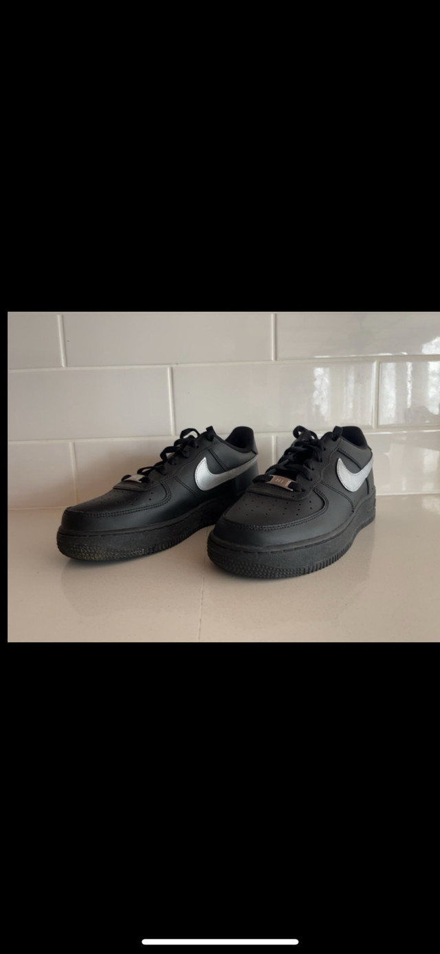 Nike air force custom taille 6 homme/7.5 femme dans Femmes - Chaussures  à Longueuil/Rive Sud - Image 3