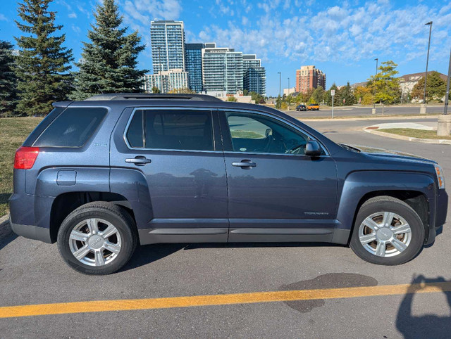 GMC terrain SLE 2014 96,400 kms in Cars & Trucks in Markham / York Region - Image 4