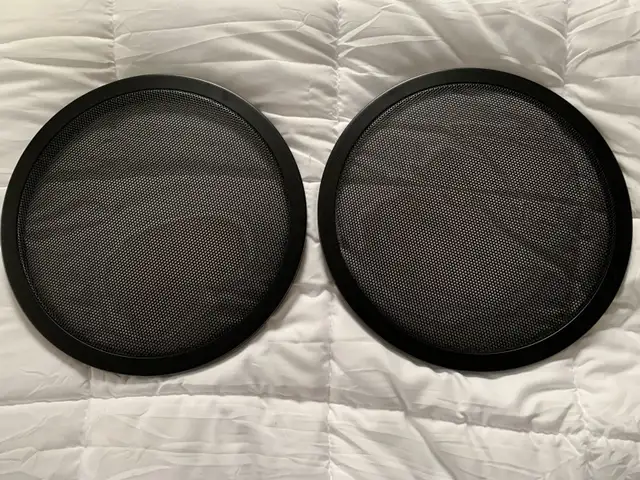 Metal grill for 12” speakers in Amps & Pedals in Ottawa - Image 2