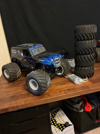 Upgraded Losi LMT Son Uva Digger 1/10 package