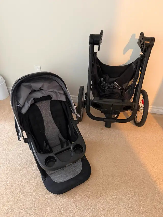 Graco Joggers Travel system in Strollers, Carriers & Car Seats in Ottawa - Image 4