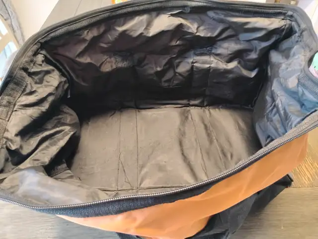 Ridgid tool bag in Tool Storage & Benches in Barrie - Image 3