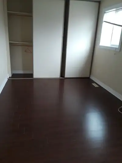 House master bedroom for Rent looking for 2 boys each 475$ and 10 percent utility big living area Ne...