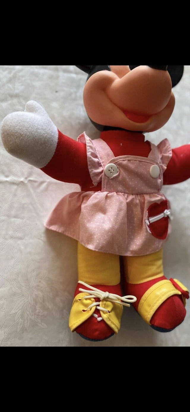 Vintage Minnie Mouse learn to dress plush doll 1989 in Toys & Games in Dartmouth - Image 4