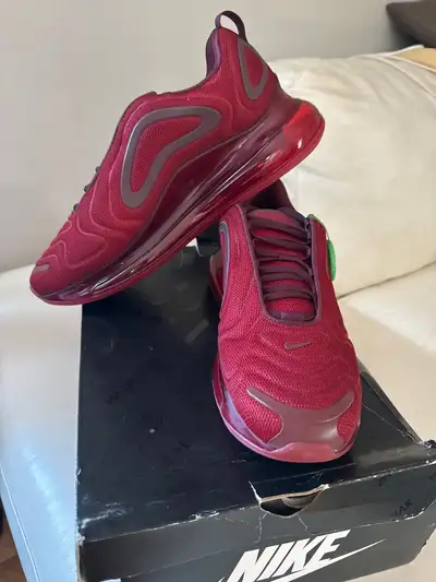 ORIGINAL NIKE BNIB SIZE 11:5 NEVER USED OR TRIED ON