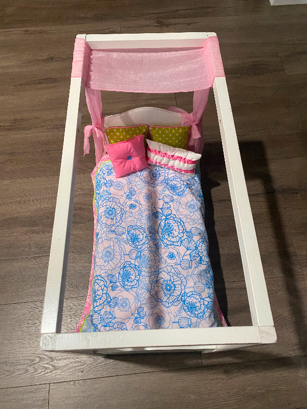 Our Generation Sweet Canopy Bed in Toys & Games in Windsor Region - Image 2