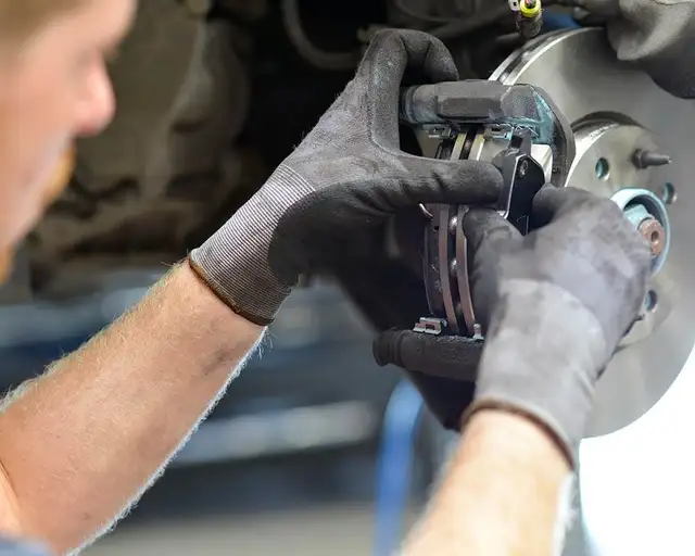 Mobile Mechanic447843270059642883