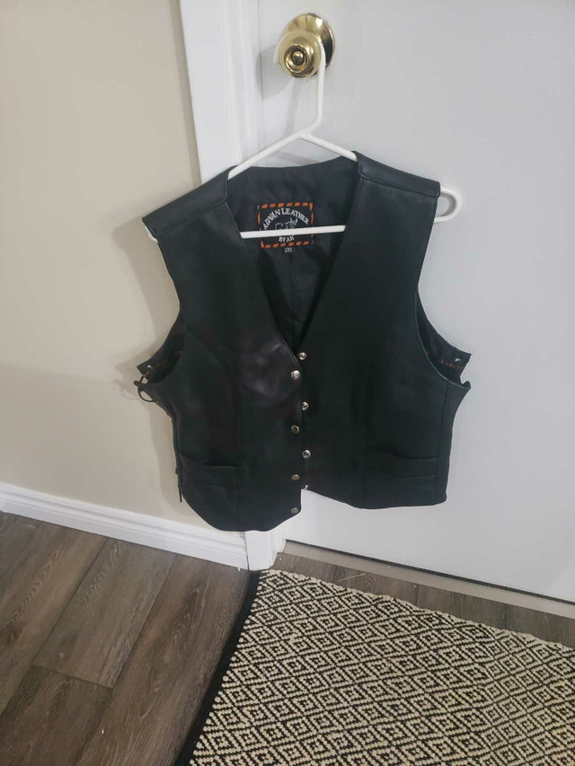 Leather motorcycle vest woman's  in Clothing, Shoes & Accessories in St. Catharines