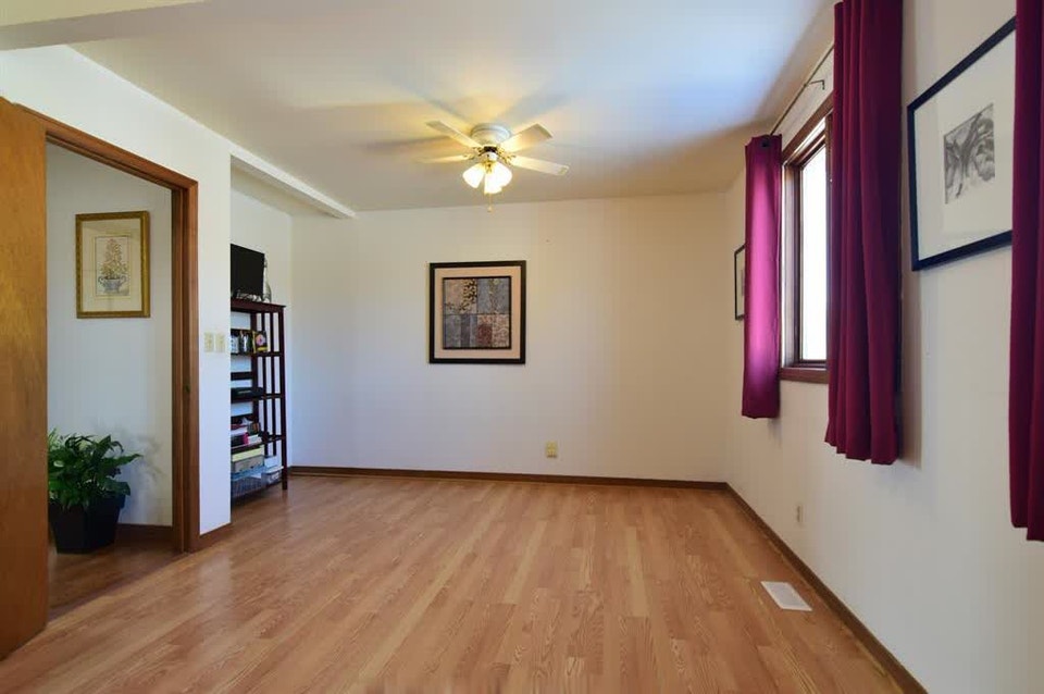 House for Rent in LaSalle near Sandwich and Villanova schools 5