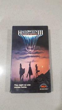 VHS Halloween III 3 Season Of The Witch Horror MCA Rainbow