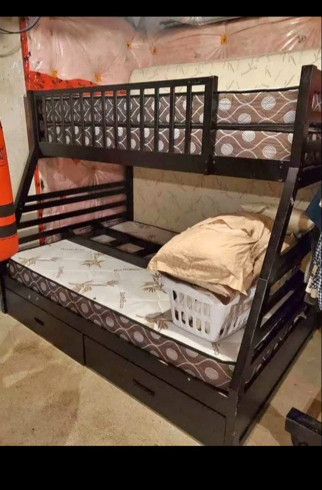 Brown wooden bunk bed available for sale bunk bed cash on delive in Beds & Mattresses in City of Toronto - Image 2