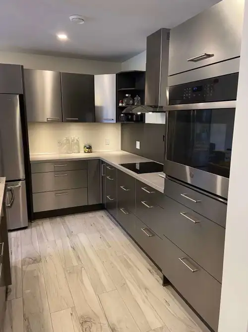 Available on November 1st!! West Royalty!! Furniture optional!! High tech energy - efficient 2 story...