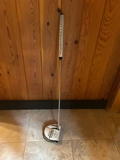 Scotty Cameron Putter 33”, View more
