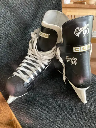 Men's skates. Size 12. Excellent condition., View more
