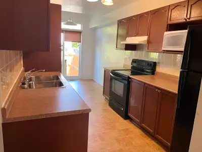KANATA North SPACIOUS TOWNHOUSE for rent November 1st, View more