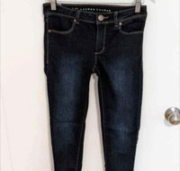Brand New Women's Lauren Conrad Jeans - Size 2