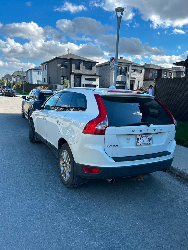 Volvo XC60 2010 — photo 3