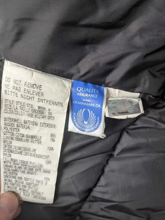 Canada Goose Parka Size XS in Women's - Tops & Outerwear in City of Toronto - Image 5