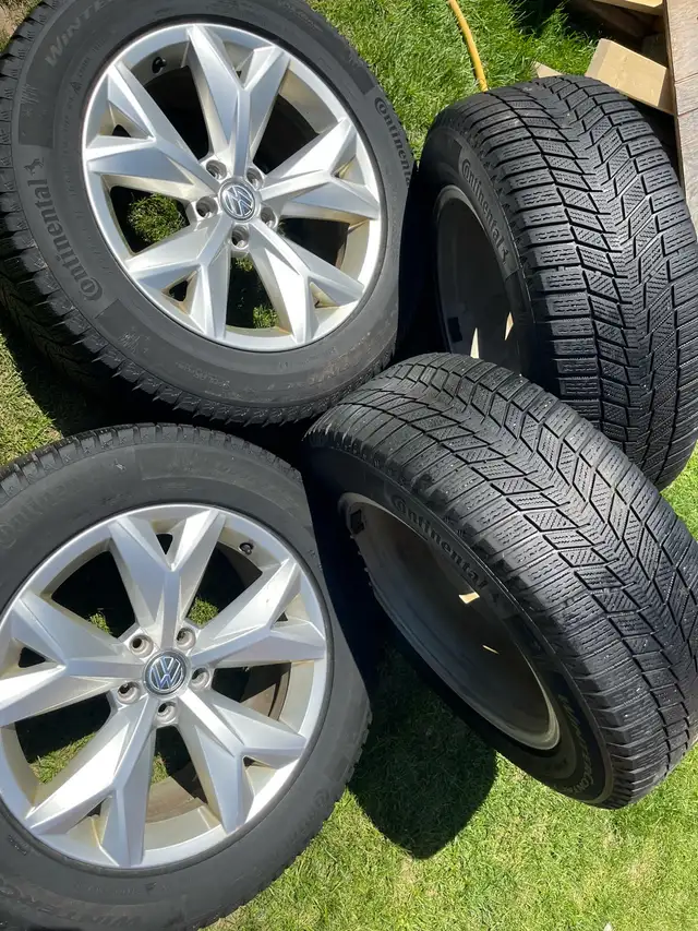 Volkswagen Atlas Rims on Continental Crosscontact winter tires  in Tires & Rims in Cambridge - Image 4