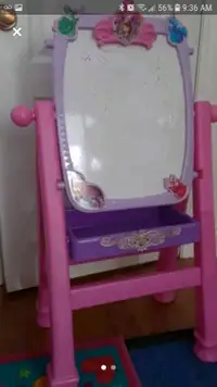 Sofia the First easel mirror/white board