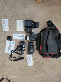 35mm minolta cameras with lens & flashes