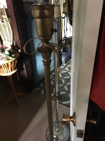 Antique  free standing pole light, View more