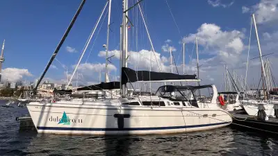 General Sleeps 7 2 Heads, manual flush 2 holding tanks 2 stainless steel kitchen sinks, one corian i...