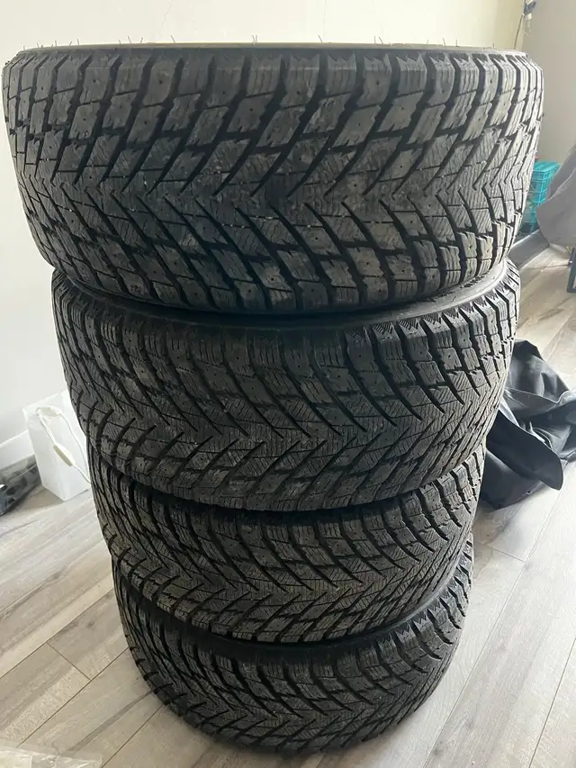 Winter Tires 225/40R18 – No Rims – Great Condition in Tires & Rims in City of Halifax - Image 4