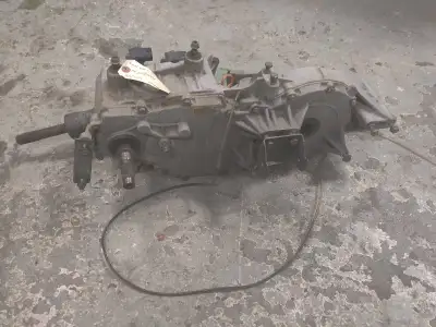 Selling a used Gearbox from a 2003 Polaris Sportsman 500. Shafts still spin, but internal condition...