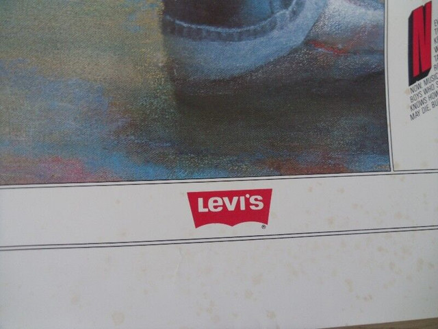 ELVIS-The Legend Lives On-Levi's-Color Poster. in Arts & Collectibles in Oakville / Halton Region - Image 4