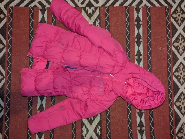 Kid's Winter Jacket in Kids & Youth in Oshawa / Durham Region - Image 5