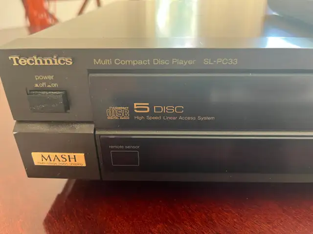 Vintage Technics SL-PC33, 5 Disc Rotary CD Changer in Stereo Systems & Home Theatre in Markham / York Region - Image 3