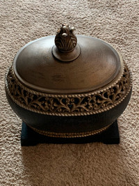 Urn/Jar decorative and functional with lid and footed base