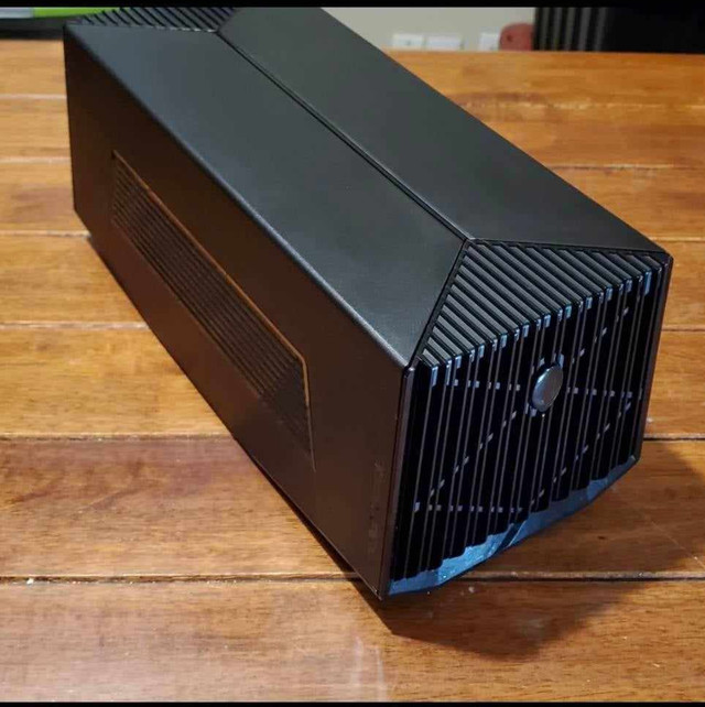 Amplificateur graphique Alienware Dell Z01G dans Autre  à Sherbrooke - Image 2