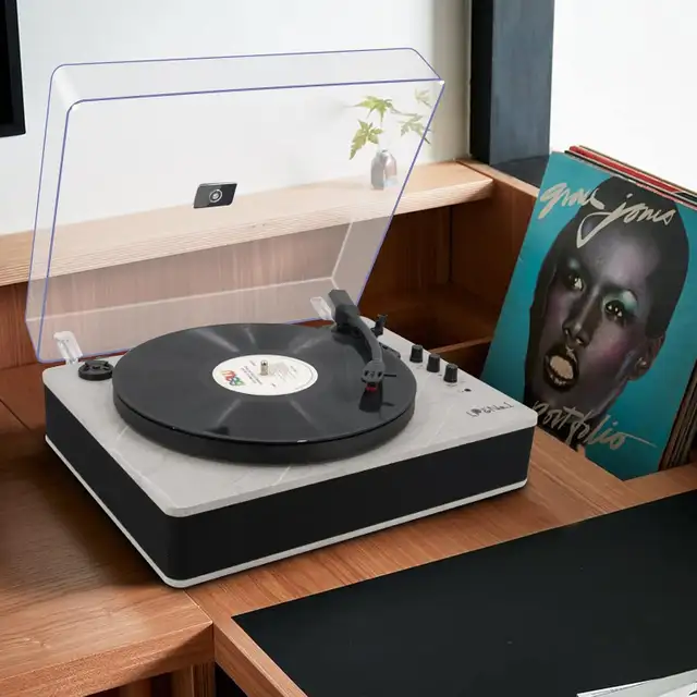 Wireless LP Turntable with Built-in Speakers & USB Play, 3-Speed in Stereo Systems & Home Theatre in Mississauga / Peel Region - Image 6