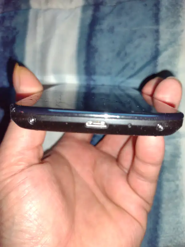 LG Nexus 4 Repair in Cell Phones in North Bay - Image 7