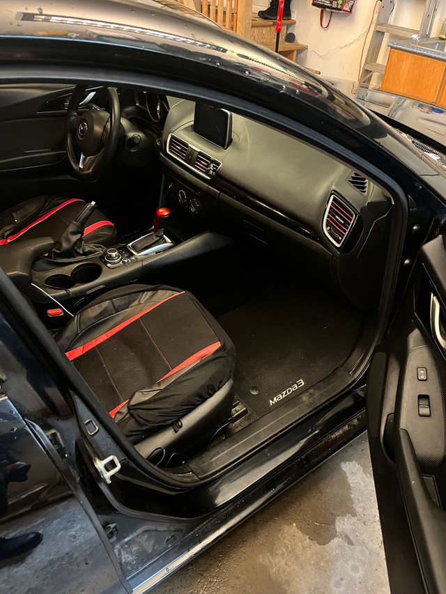 2014 Mazda 3 sport hatchback gs  in Cars & Trucks in Bedford - Image 4