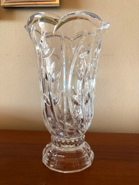 Beautiful “Fairfax” Fifth Avenue Crystal Vase