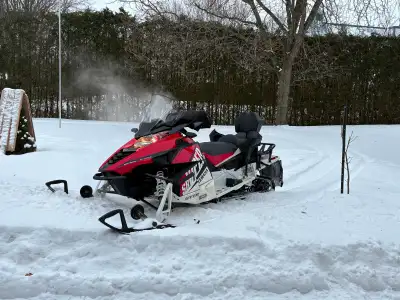 Yamaha SRViPER 4 temps an parfaite conditions antretien fait à tout les années pour plus d’infos com...