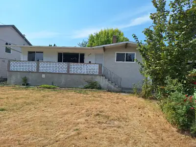 4 Bed, 2 Bath House - Utilities Included, View more