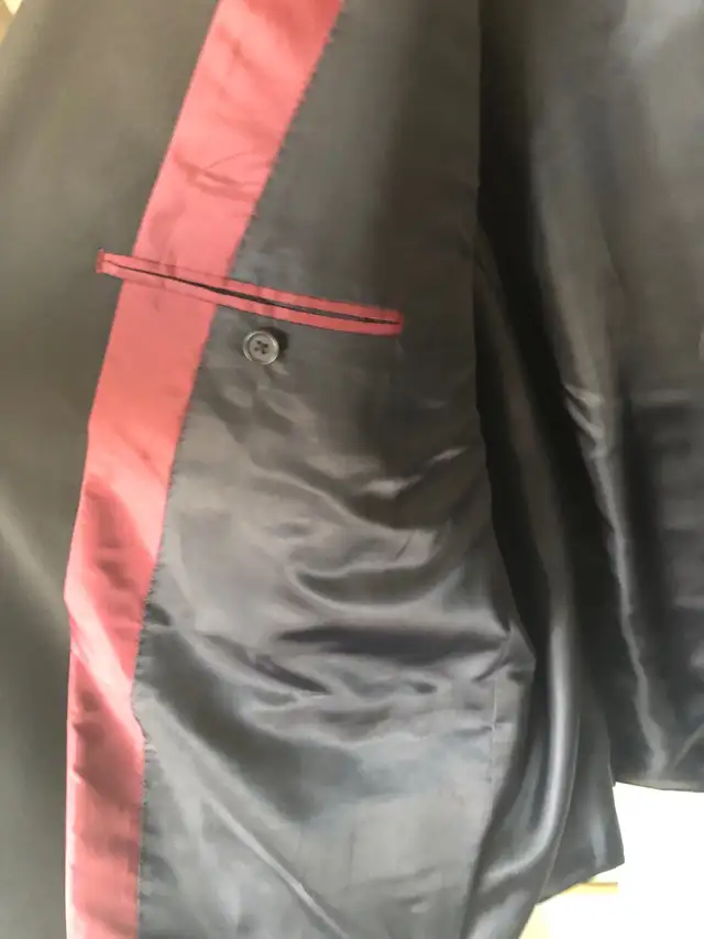 Mens Suit jacket in Men's in Edmonton - Image 7