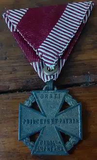 WW1 Austo-Hungarian Karl Trap Cross Medal