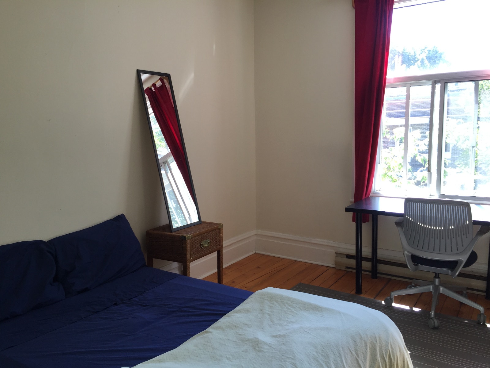 Chambre Meublée Colocation étudiante/Furnished Room in Shared St — photo 1